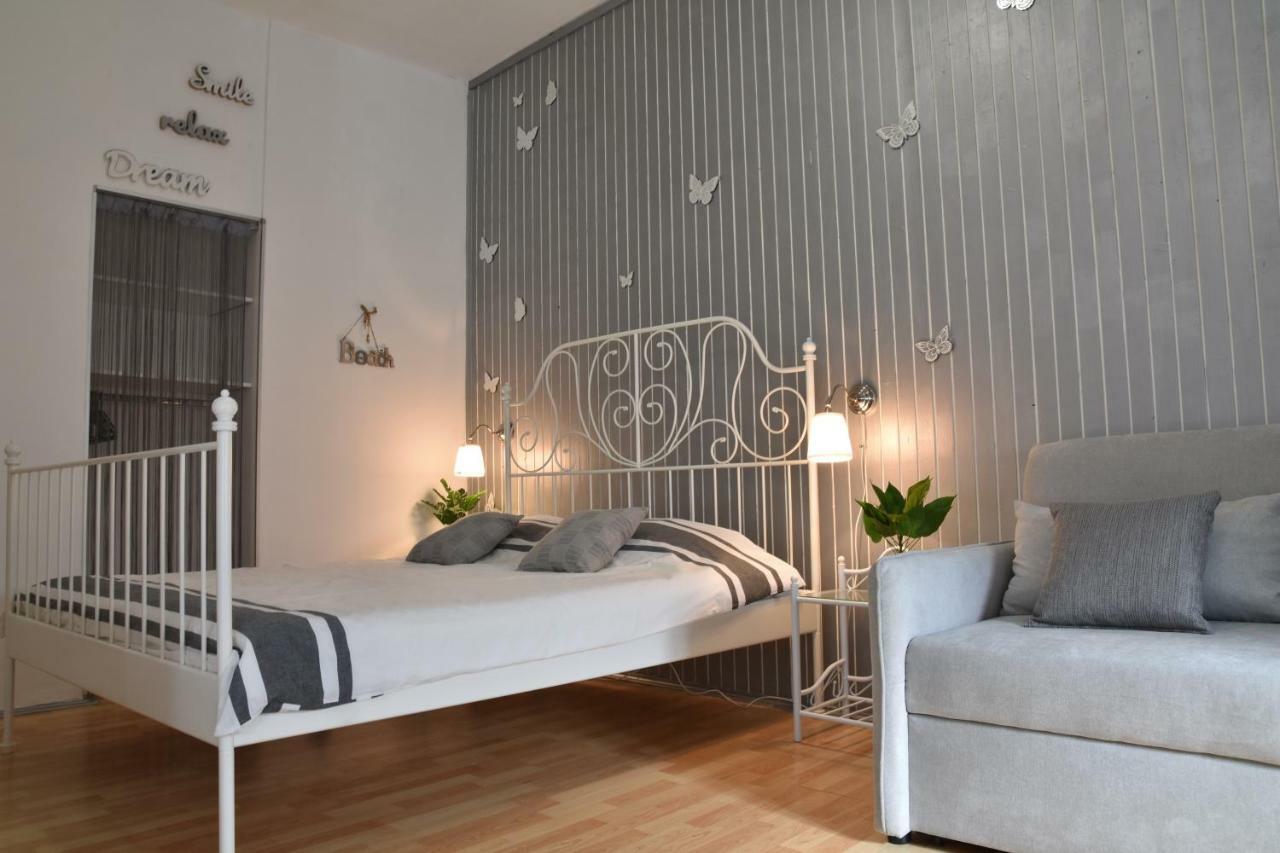 Studio Apartment Lumen Пула Экстерьер фото
