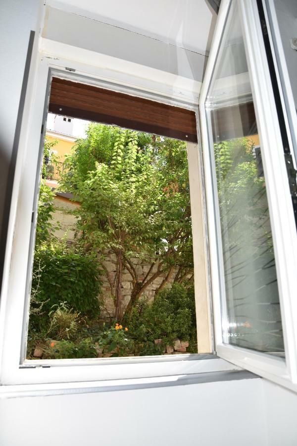 Studio Apartment Lumen Пула Экстерьер фото
